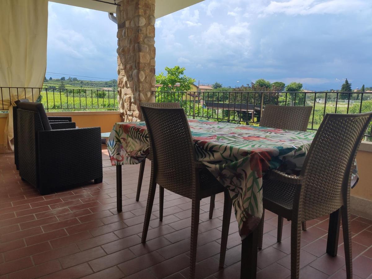 Sara Holiday Rentals Bardolino Exterior photo